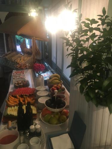 Jídlo v hotelu nebo okolí