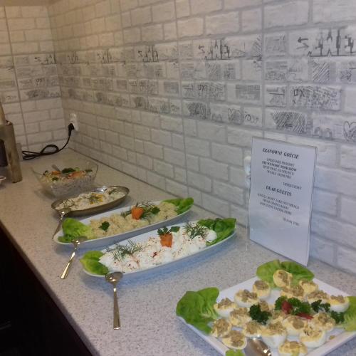 Mad på resortet eller i nærheden