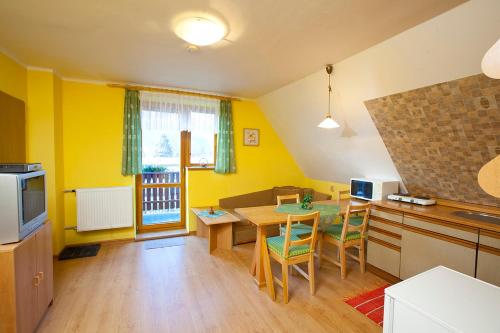 Kuchyň nebo kuchyňský kout v ubytování Pension Rieger