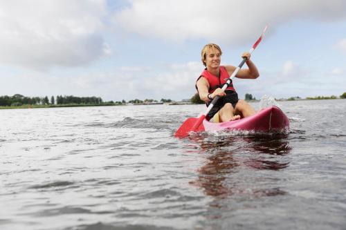 ゼーウォルデにあるCamping Marina Eemhofのギャラリーの写真