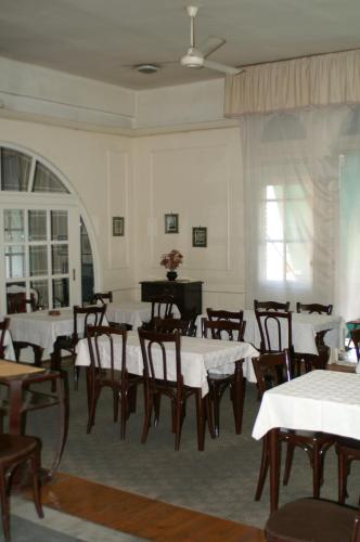 En restaurant eller et andet spisested på Pension Roma