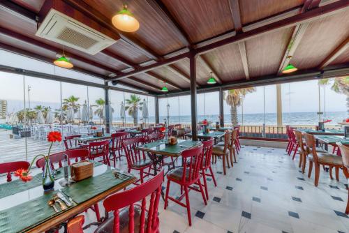 Restaurace v ubytování Hotel Playa de Regla