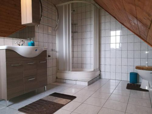 Sára Vendégház 8648 Balatonkeresztúr, Dózsa György 54 kép - 3