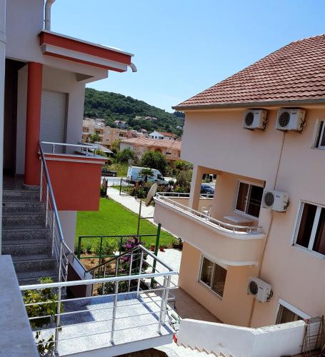 Balkón nebo terasa v ubytování Apartments Ela