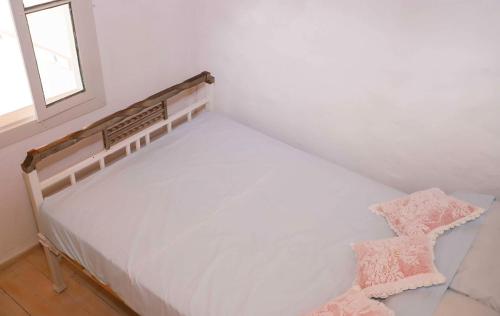 A bed or beds in a room at Ninas Country House