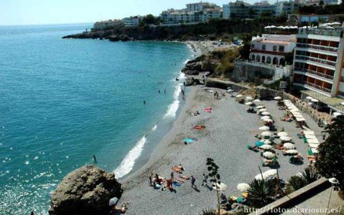 NERJA APARTAMENTO TURISTICO 2B