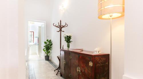 Imagen de la galería de House of Pomegranates by Holi, en Sliema