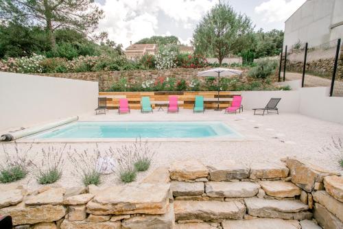 Bazén v ubytovaní Villa Marie - Provence Côte d'Azur alebo v jeho blízkosti