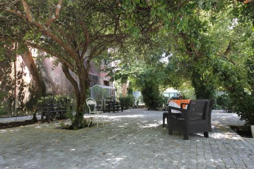 Hotel Do Parque, Boutique Hotel - Curiaにある庭
