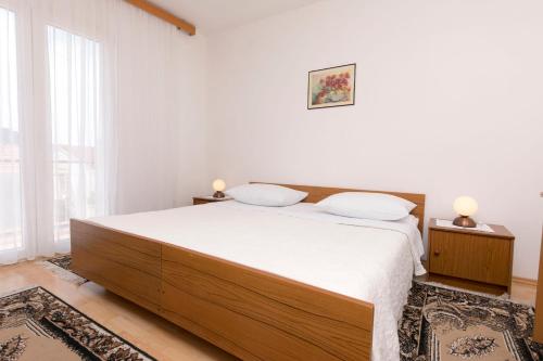 Apartments Visnja