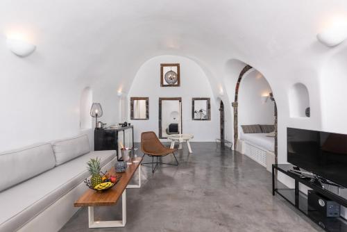NK Cave House Villa