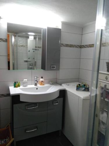 Ένα μπάνιο στο Annadel Flat