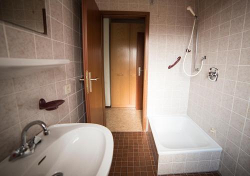 Koupelna v ubytování Ferienhaus Vulkaneifel Kopp