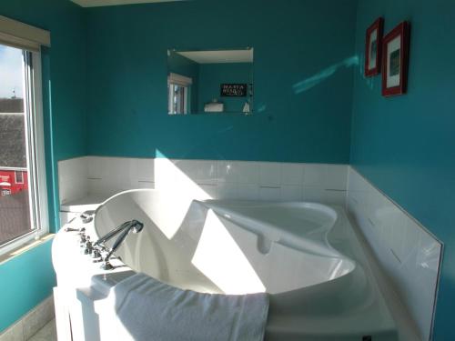 Brigantine Inn – Photos 5
