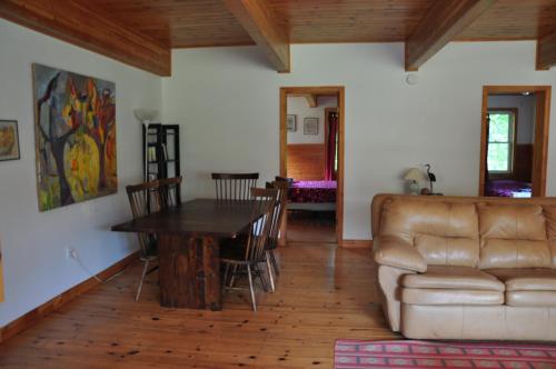 Breton Cove Farmhouse – Photos 4