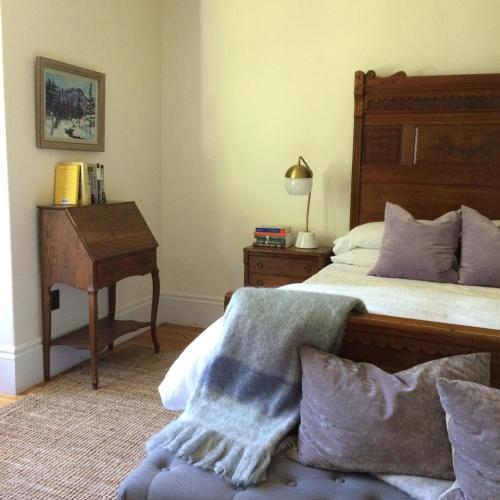 Gallery image of The Library Inn in Souris