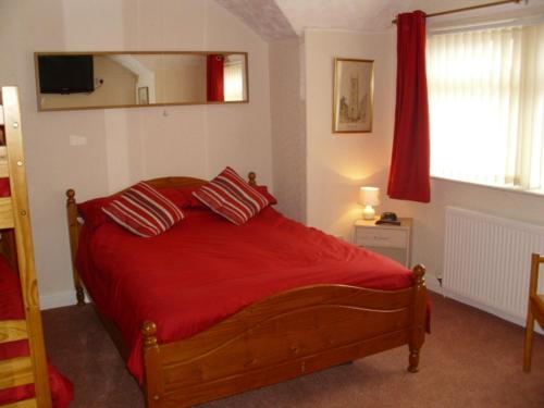 Gallery image of Seaforth Guest House - Pleasure Beach in Blackpool