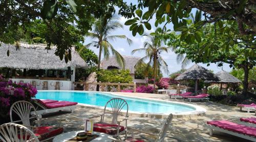 Bazén v ubytování Flamingo Villas Resort nebo v jeho okolí