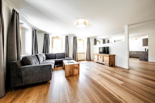 TV a/nebo společenská místnost v ubytování Hotel Münsterhof