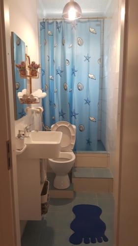 Ένα μπάνιο στο Apartment Filipović