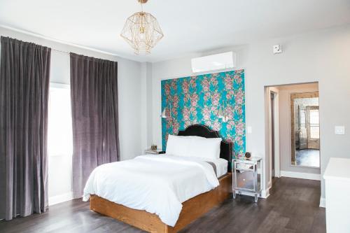 Katil atau katil-katil dalam bilik di Wicker Park Inn