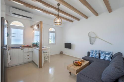 Nautilus Sea View Suite 6