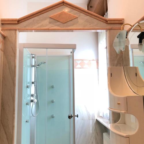Un baño de B&B Family First