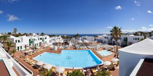 Πισίνα στο ή κοντά στο Gloria Izaro Club Hotel