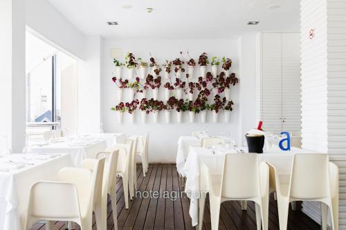 The Agir Springs Hotel by Medplayaにあるレストランまたは飲食店