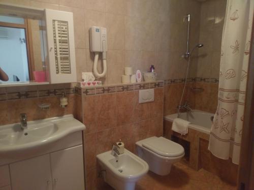 Ванна кімната в Apartment Lucija