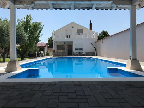 Villa Residence – Fotos 5