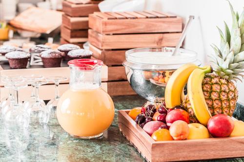 Еда / где поесть недалеко от отеля