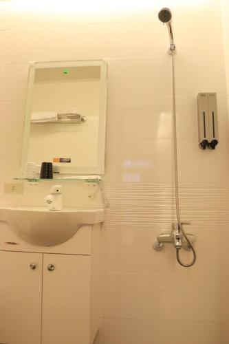 Un baño de 池上曬穀場旅棧 Buda Banai Hostel