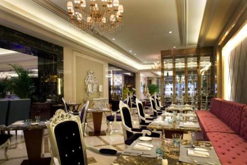 Noble International Hotel – Photos 4