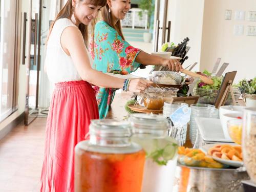 Jídlo v rezortu nebo okolí