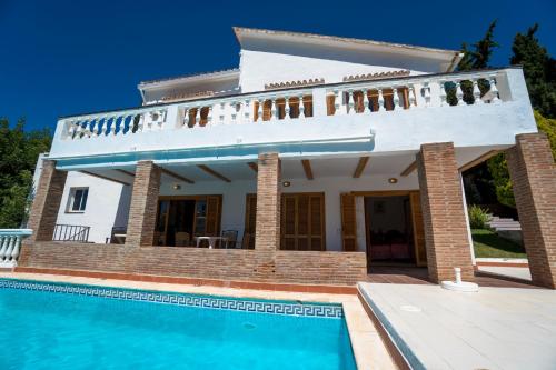 Villa Colina Menyber