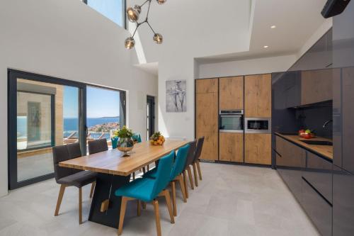 Luxury Villa Gold Pearl with Pool