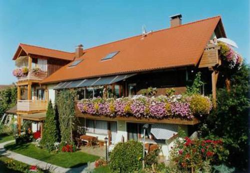 Gallery image of Ferienhaus Krug in Muhr amSee