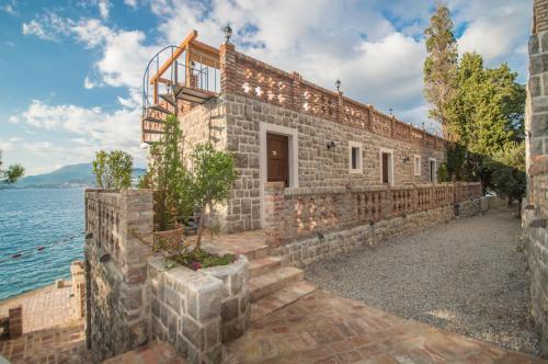 Imagen de la galería de Forte Rose Hotel, en Herceg-Novi