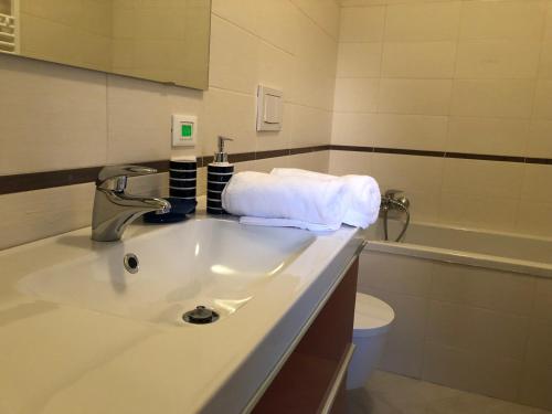 Et badeværelse på Grazia's Apartment