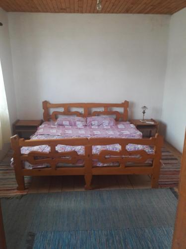 Łóżko lub łóżka w pokoju w obiekcie Apartments Zekovic