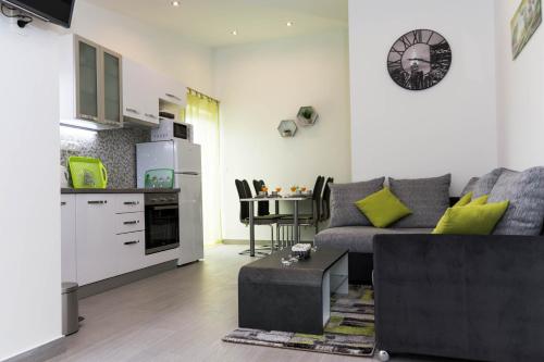 Η κουζίνα ή μικρή κουζίνα στο Apartment Sara