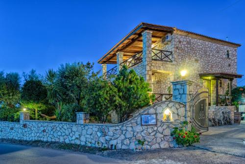 Gallery image of ORFEAS Villa in Meson Yerakarion