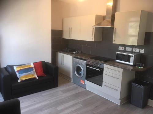 Dapur atau dapur kecil di The Rock Apartments