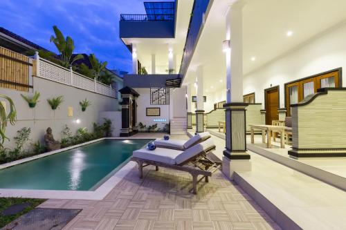 Bazén v ubytování Amerta Seminyak nebo v jeho okolí