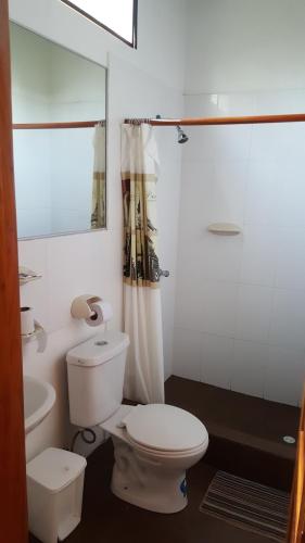 Kúpeľňa v ubytovaní Galapagos Morning Glory