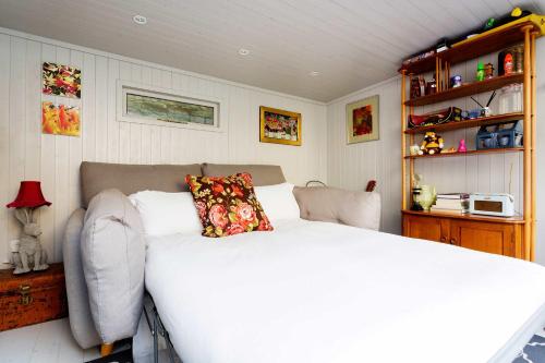 Veeve - Shepherd’s Bush Hideaway
