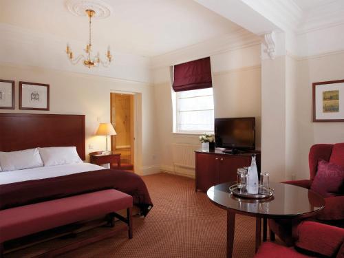 Macdonald Burlington Hotel Image