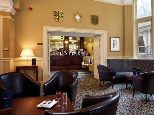 Macdonald Burlington Hotel Image