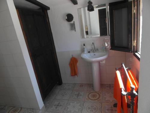 Kylpyhuone majoituspaikassa Casa el Chorro